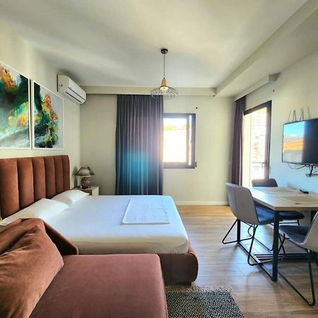 Flori Apartments Саранде Екстериор снимка