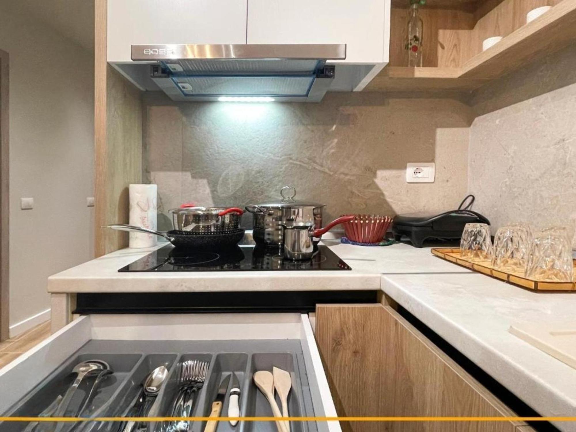 Flori Apartments Саранде Екстериор снимка