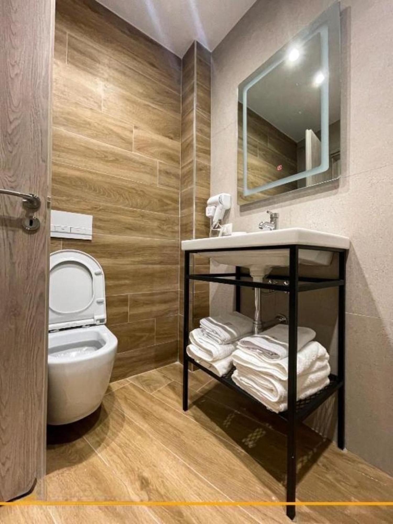 Flori Apartments Саранде Стая снимка