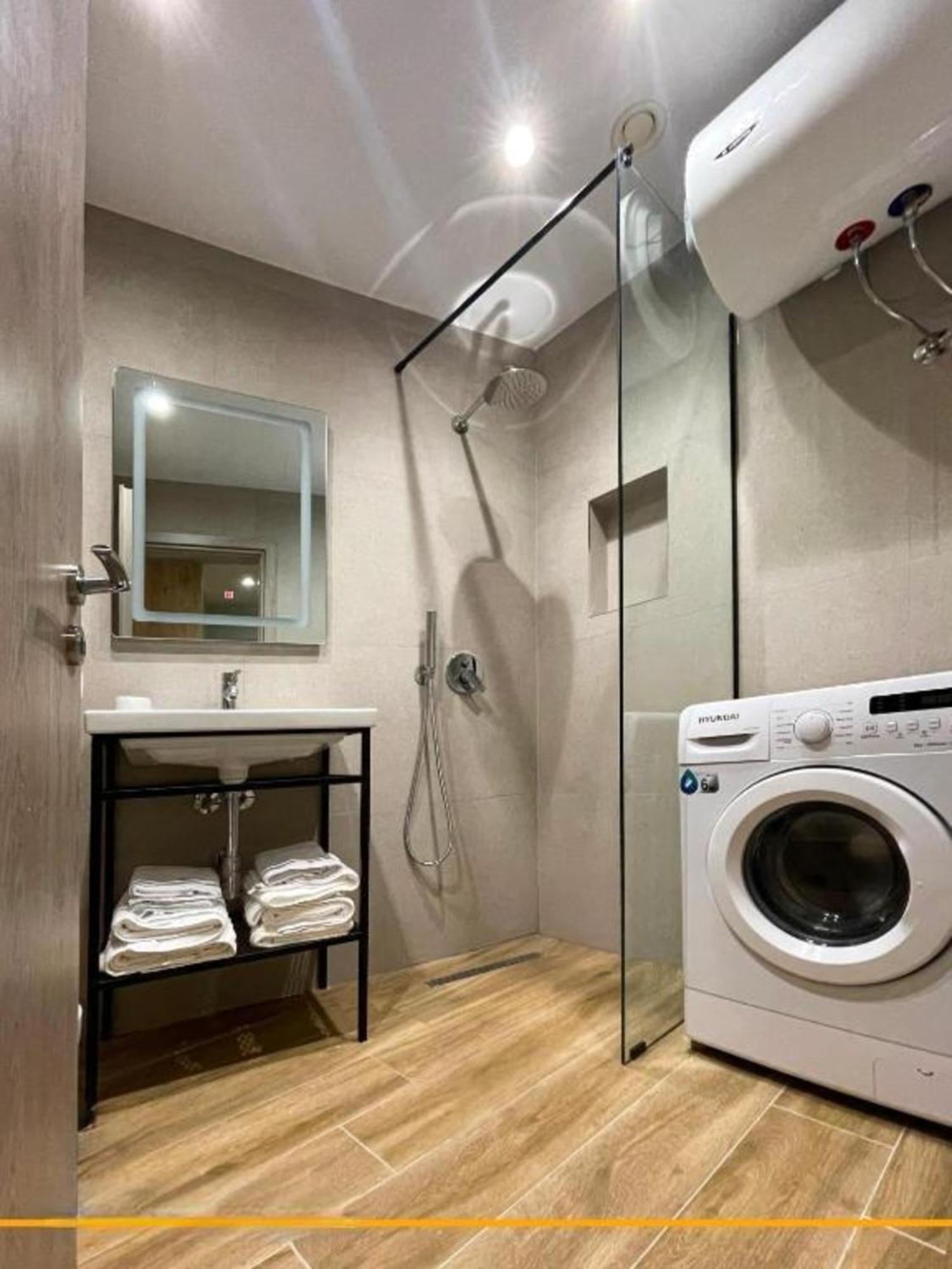 Flori Apartments Саранде Стая снимка