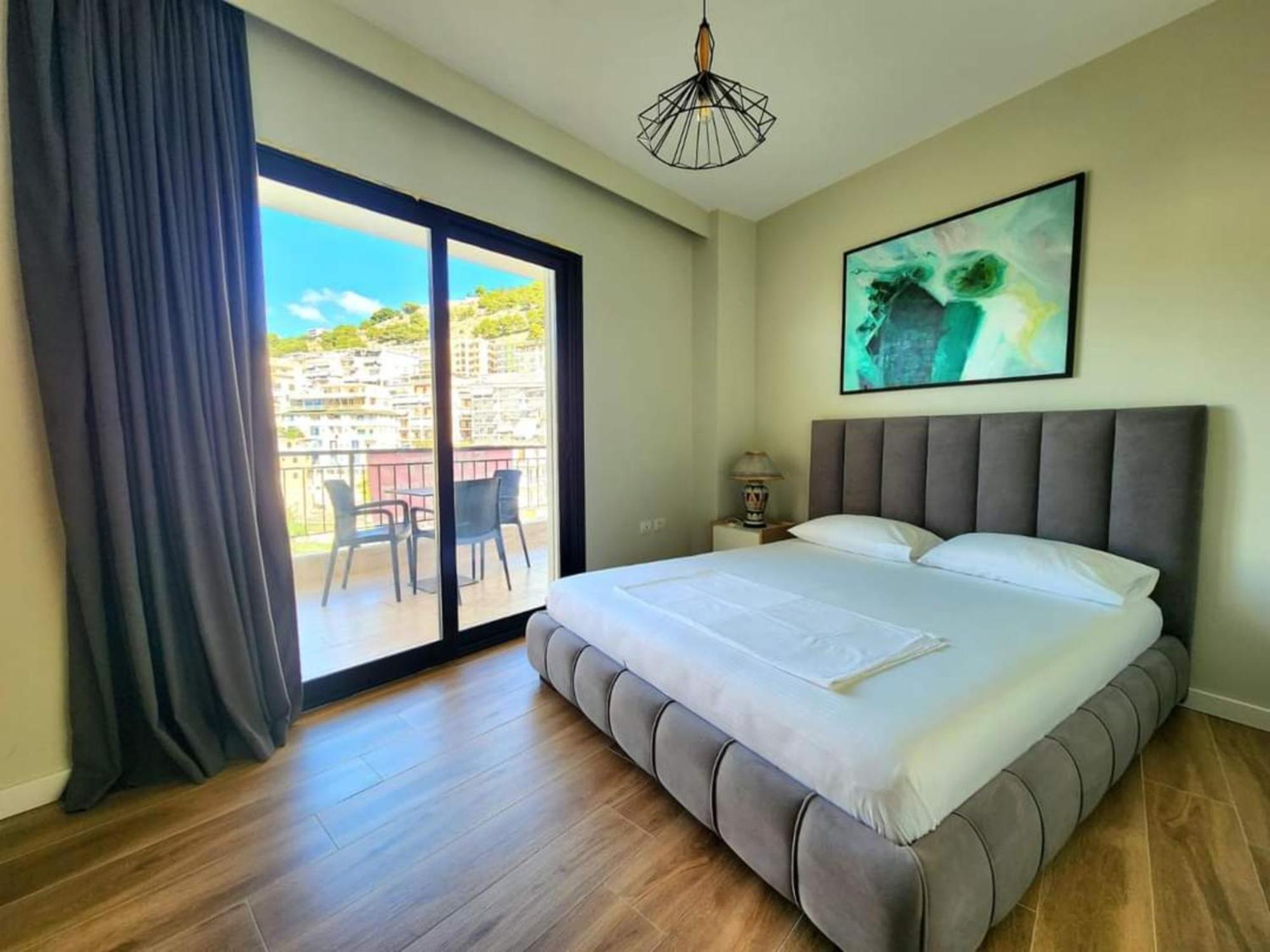 Flori Apartments Саранде Екстериор снимка